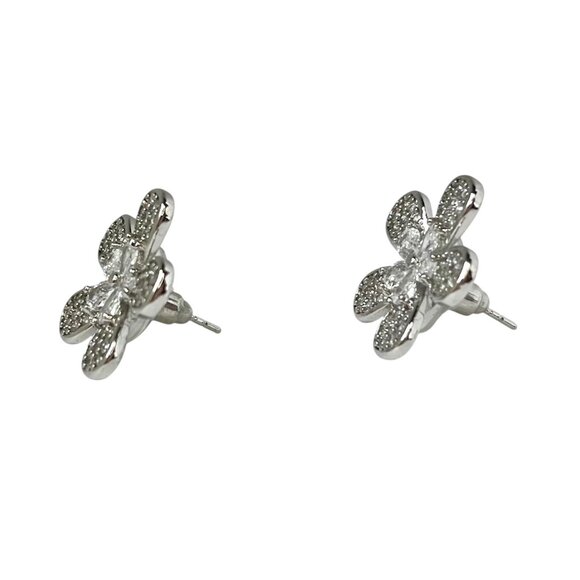 Sparkling Flower-Shaped Silver-Tone Stud Earrings Elegant Crystal Petal Design - Picture 6 of 6